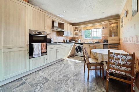 15 Kentmere, Bradford, BD2 1NY