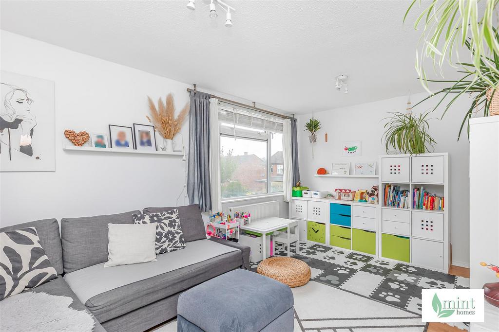 36 Windsor Crt Rd10.jpg