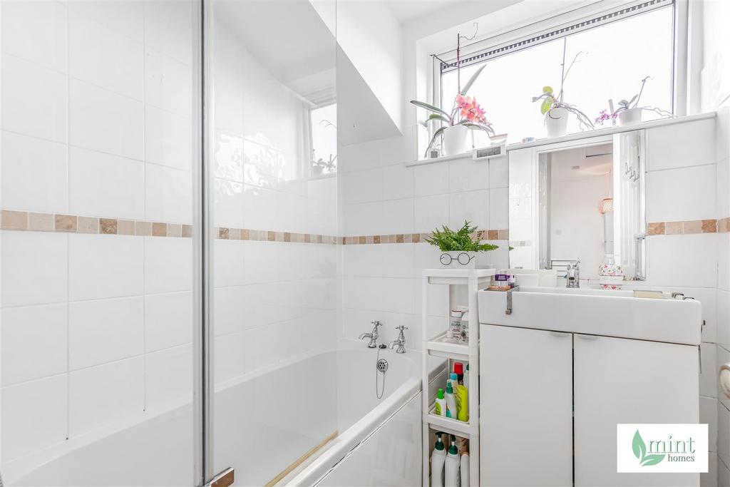 36 Windsor Crt Rd21.JPG