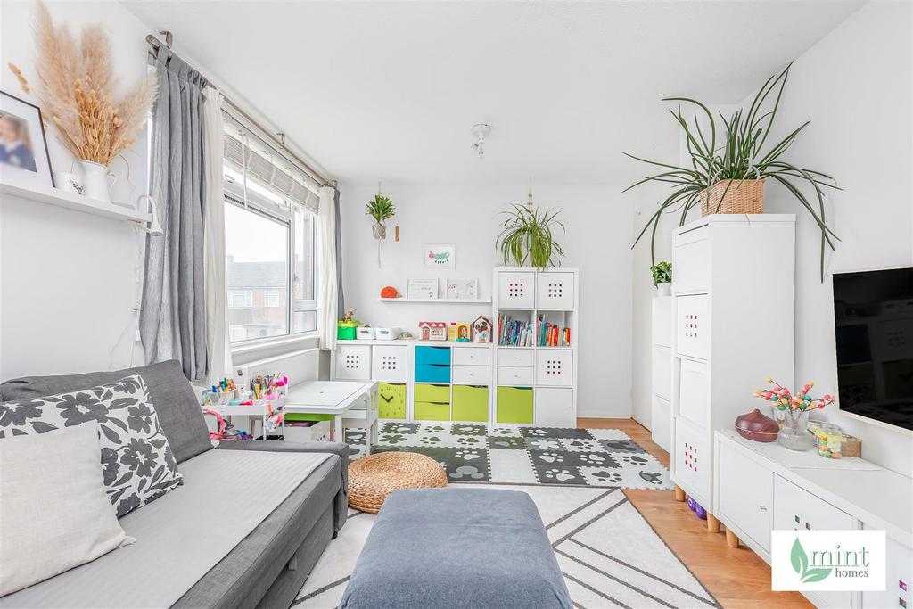 36 Windsor Crt Rd13.jpg