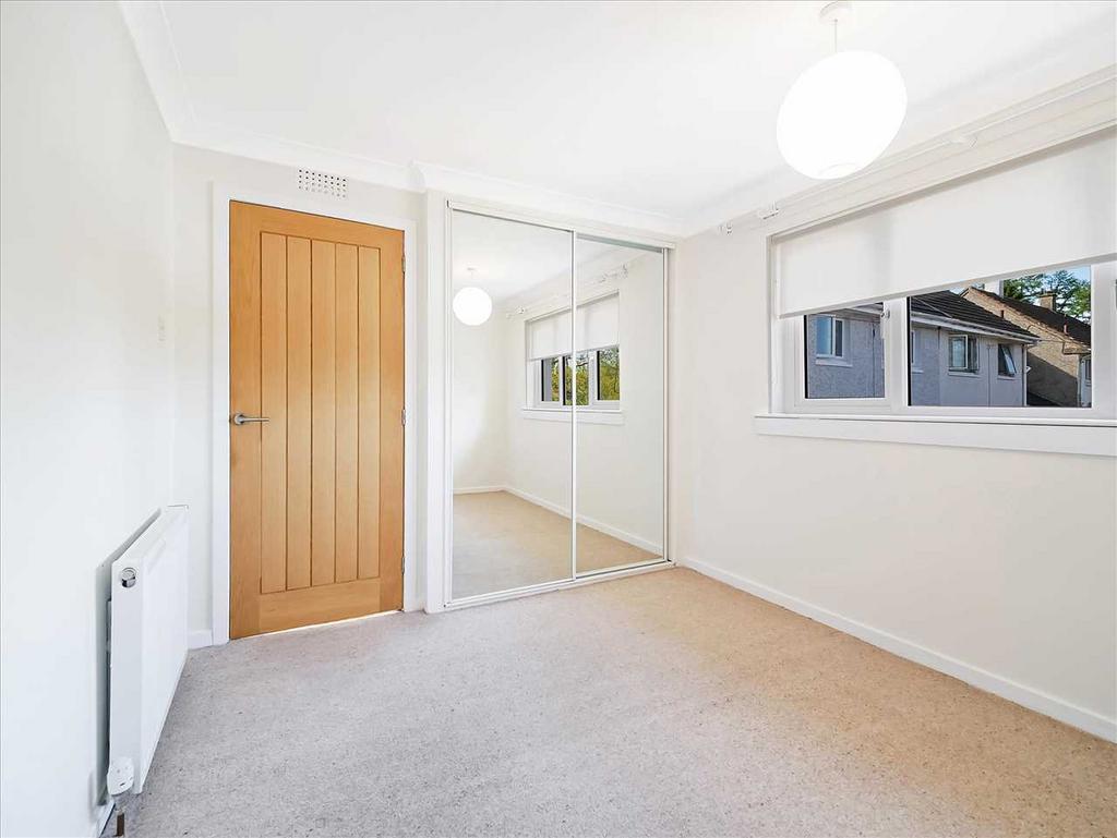 Bedroom Two (2)