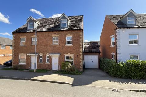 4 bedroom semi-detached house to rent, Hurlingham Road, Market Harborough LE16