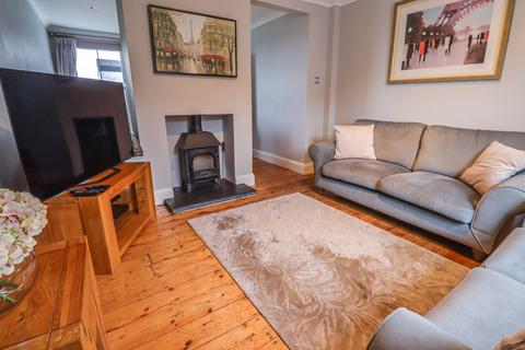 3 bedroom semi-detached house for sale, Junction Road, Warley, CM14