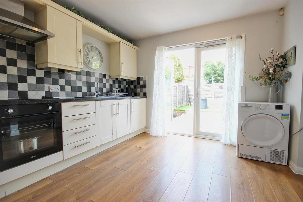 Dining kitchen
