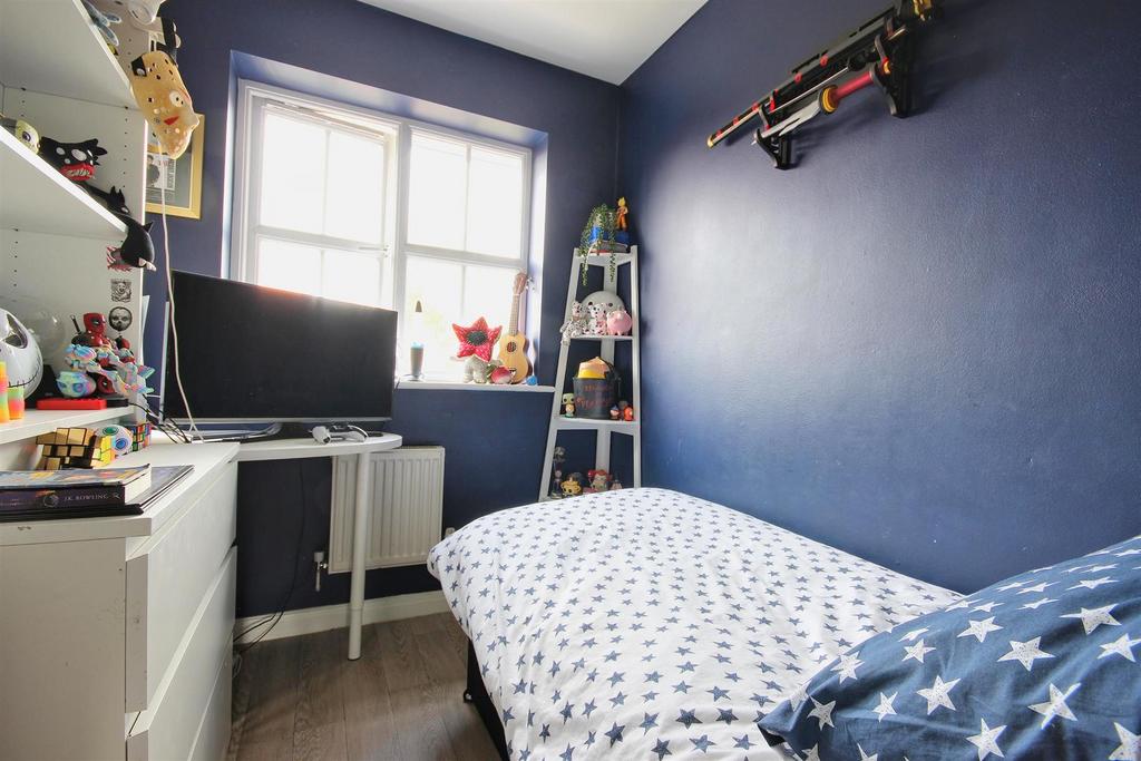 Bedroom 3 (rear)