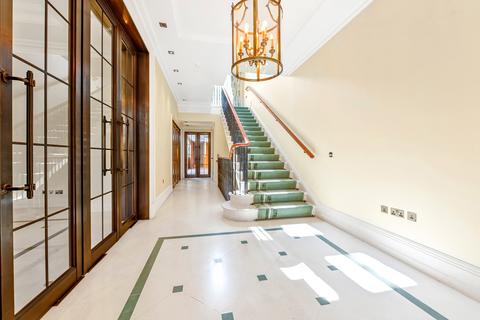 6 bedroom house for sale, Wycombe Square, London W8
