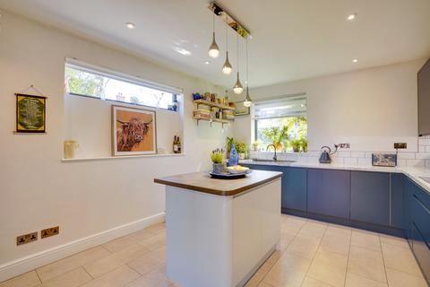 5 bedroom detached house for sale, Fair Green, Cambridge CB25