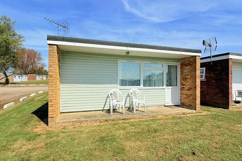 undefined, Florida Estate, Hemsby