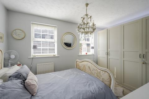undefined, Carew Close, Grays, RM16