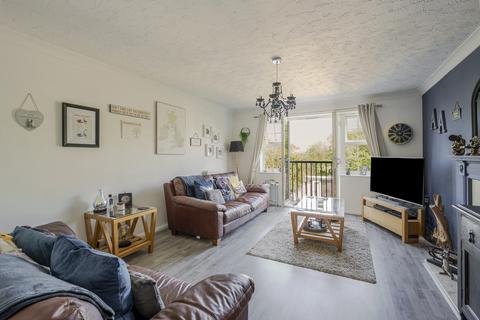 Carew Close, Grays, RM16
