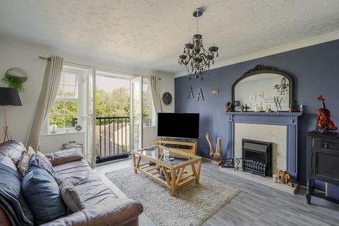 4 bedroom terraced house for sale, Carew Close, Grays, RM16