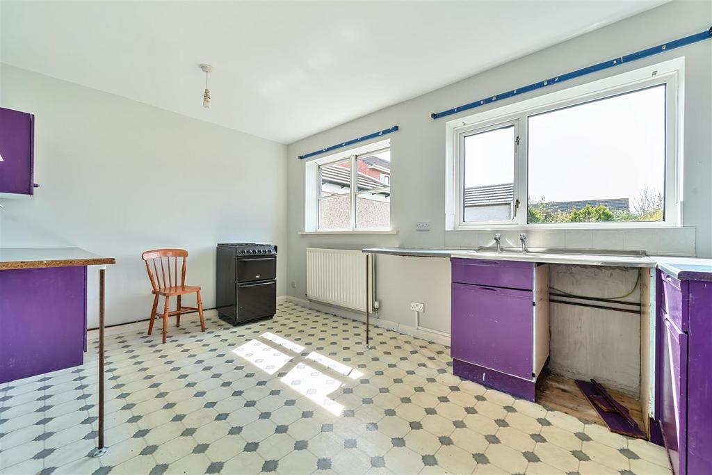 Dining kitchen