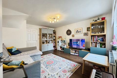 5 Brooklyn Close, Exeter, EX1 3XD