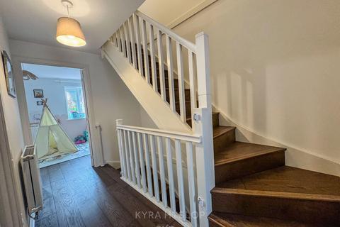 5 Brooklyn Close, Exeter, EX1 3XD