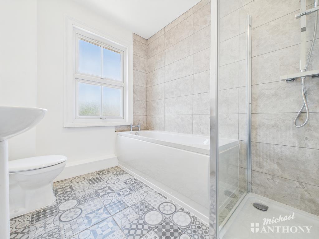 Cam02773 g0 pr0285 still005