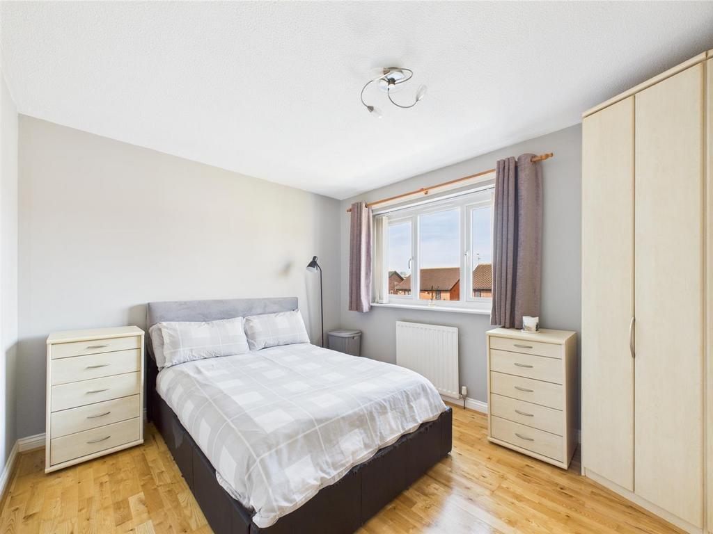 Bed 1.jpg