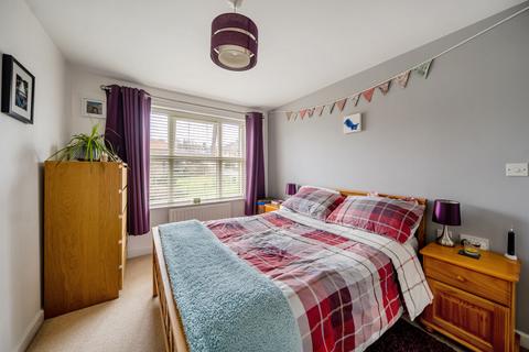 2 bedroom flat for sale, Turk Street, Alton, Hampshire, GU34