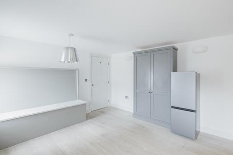 1 bedroom semi-detached house to rent, Le Chemin Du Moulin, St. Ouen, Jersey