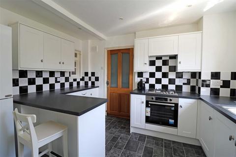 18 Browning Avenue, Warwick, CV34 6JQ