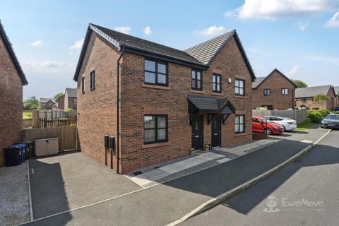 3 bedroom semi-detached house for sale, Hilldale, Ashton-in-Makerfield, Wigan, Lancashire, WN4