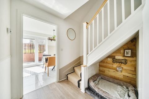 3 bedroom semi-detached house for sale, Hilldale, Ashton-in-Makerfield, Wigan, Lancashire, WN4