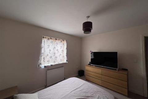 1 bedroom apartment to rent, Churchill Mews