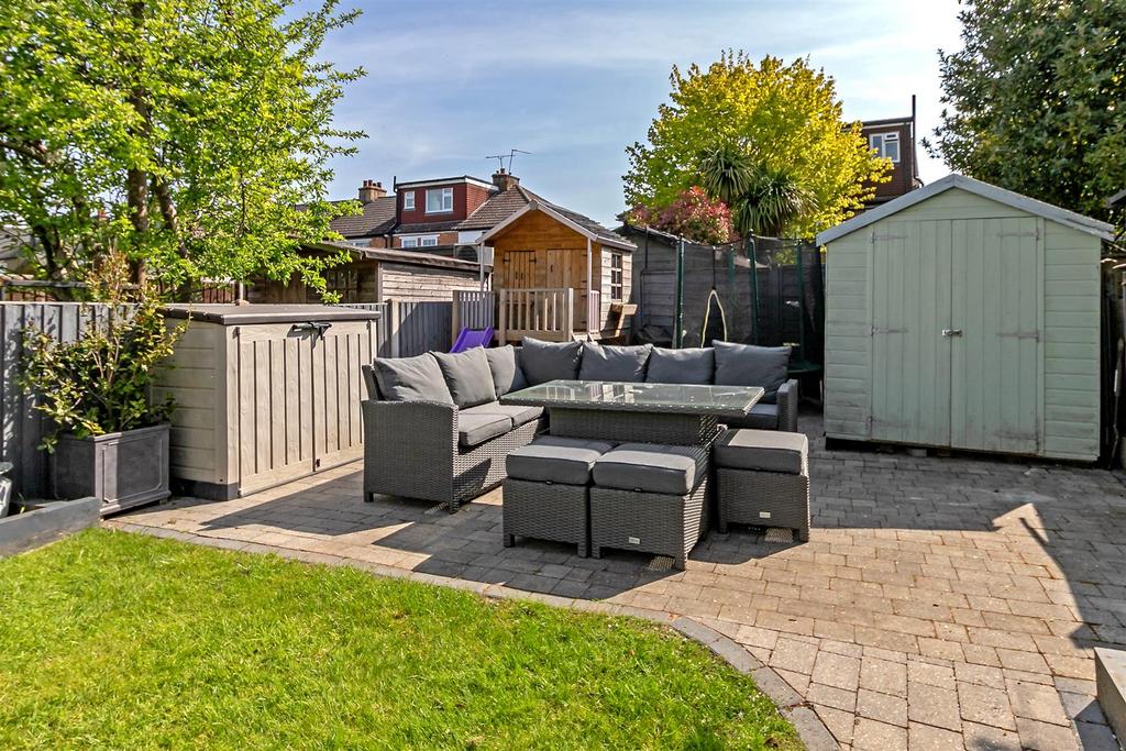 20 Royston Road-42.jpg
