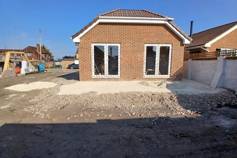2 bedroom detached bungalow for sale, Rossmore Road, Poole BH12