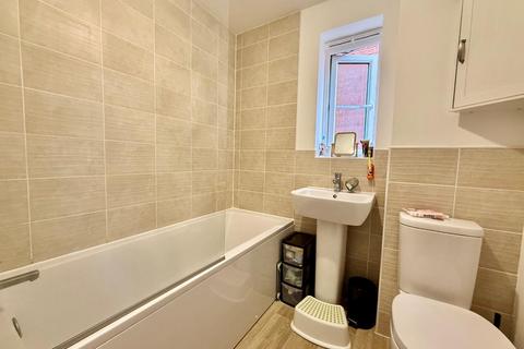 47 Academy Drive, Northampton, NN2 7AY