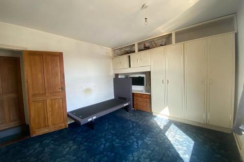 68 Springhead Road, Northfleet, Gravesend, DA11 9QY