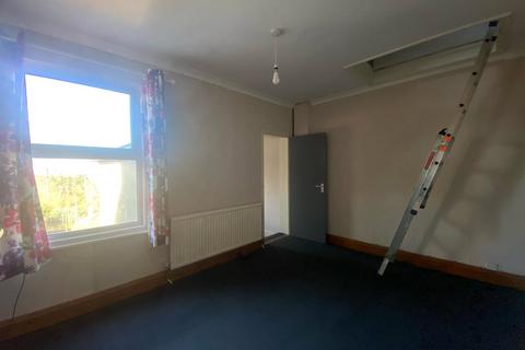 68 Springhead Road, Northfleet, Gravesend, DA11 9QY