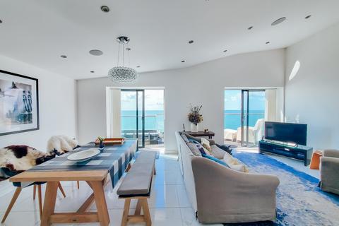 2 bedroom penthouse for sale, Seascape, The Esplanade, Sandgate, Kent