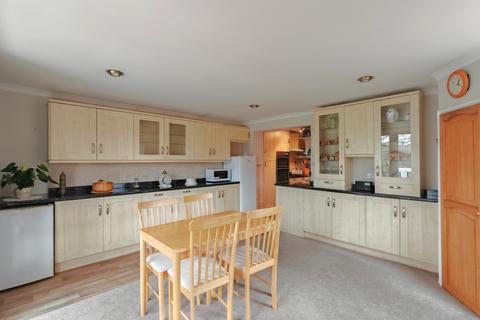 19 Brockman Crescent, Dymchurch, Romney Marsh, TN29 0TZ