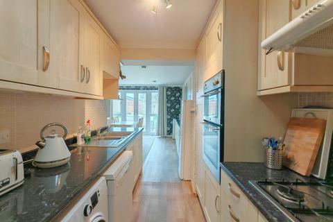 19 Brockman Crescent, Dymchurch, Romney Marsh, TN29 0TZ