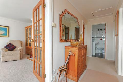 19 Brockman Crescent, Dymchurch, Romney Marsh, TN29 0TZ