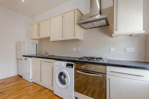 1 bedroom flat to rent, Avery Hill Road, London
