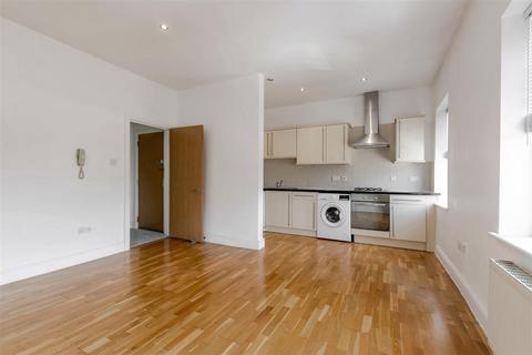 1 bedroom flat to rent, Avery Hill Road, London