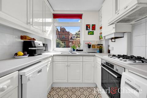 1 bedroom apartment for sale, Priory Lodge, Priory Road, NW6