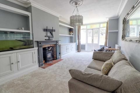 6 bedroom semi-detached house for sale, East Clacton CO15
