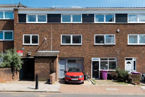 3 bedroom terraced house for sale, Chilton Street, Bethnal Green, London, E2
