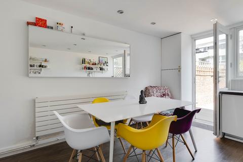 3 bedroom terraced house for sale, Chilton Street, Bethnal Green, London, E2