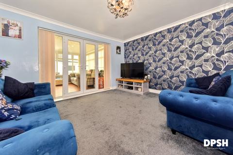 115 Middleton Road, Morley, Leeds, LS27 8DQ