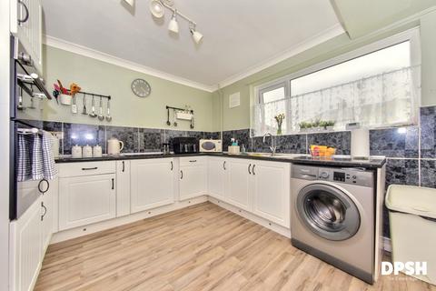 115 Middleton Road, Morley, Leeds, LS27 8DQ