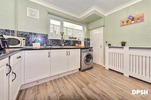 115 Middleton Road, Morley, Leeds, LS27 8DQ