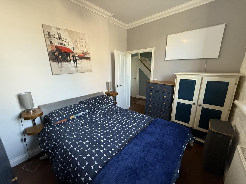 Front Double Bedroom 1