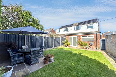 3 bedroom semi-detached house for sale, Thornbank Drive, Catterall, Preston