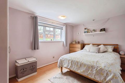 46 Nottingham Road, Whittington Barracks, Lichfield, WS14 9TG