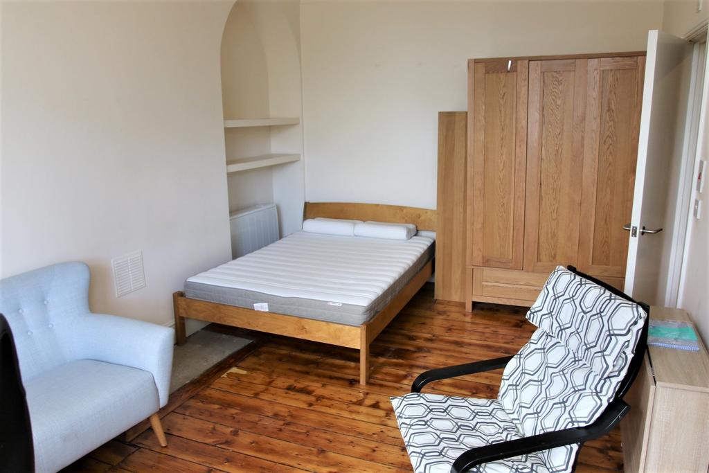 Rm4 Bedroom