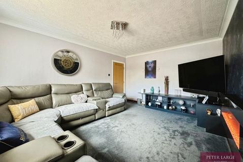 15 Dulas Avenue, Kinmel Bay, Rhyl, LL18 5LB