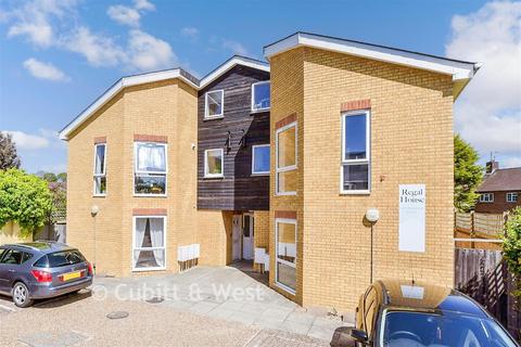 1 bedroom ground floor flat for sale, Monson Road, Redhill, Surrey